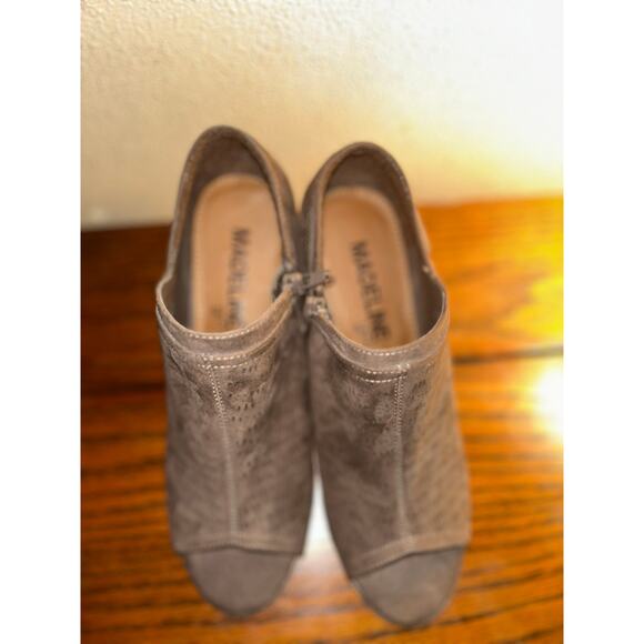 Madeline Girl Wrenn Preppy Edgy Baddie Open Toe Stacked Heel - Picture 10 of 11